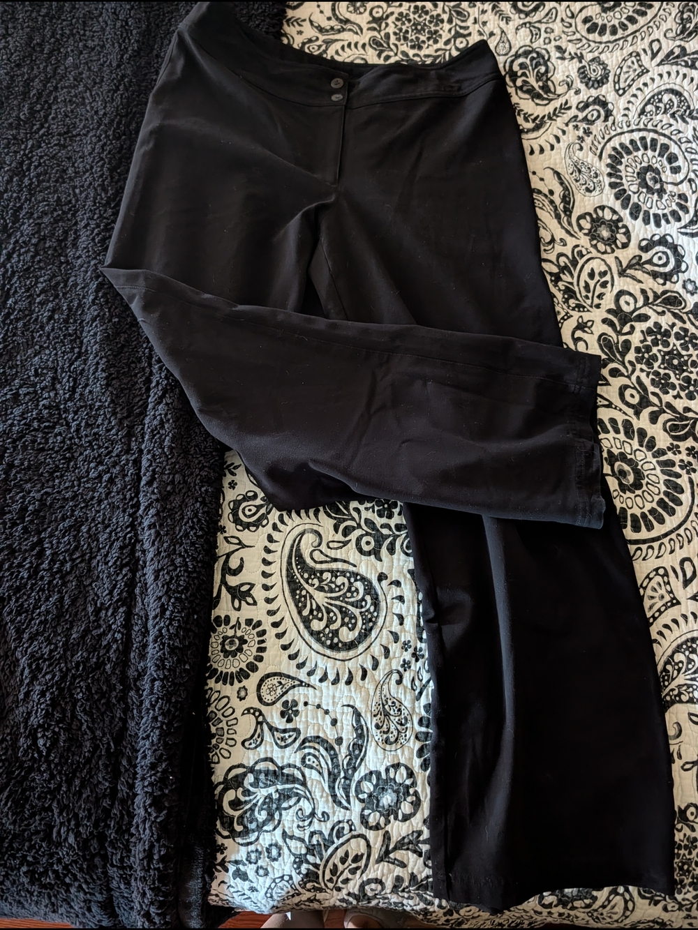 Chico's Black Wide-Leg Stretch Pants